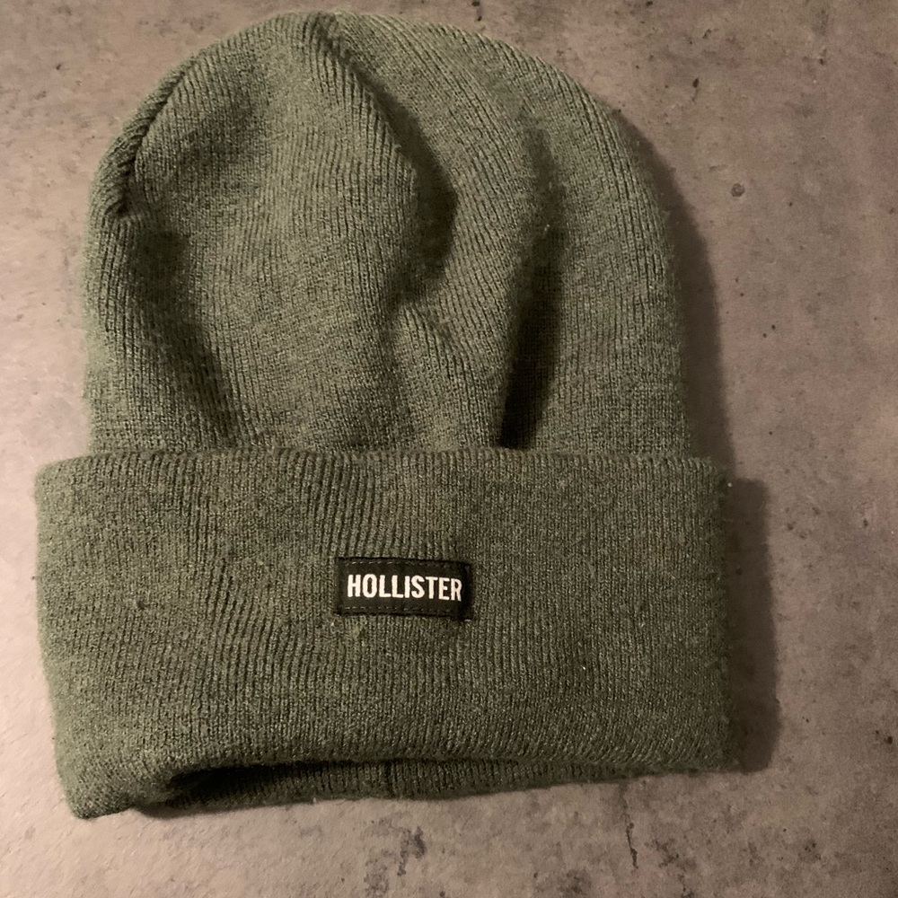 Hollister beanie